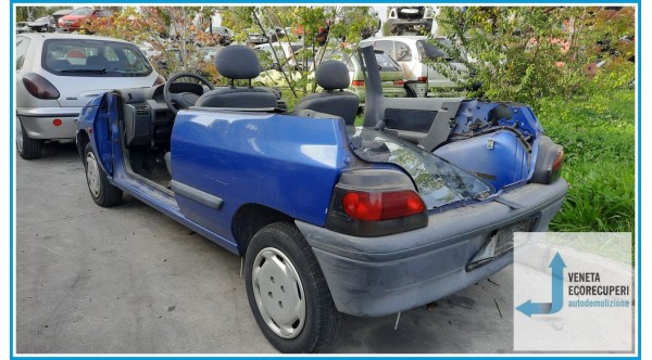 RENAULT CLIO 1a Serie  del 1998 parti usate e ricambi