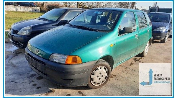 FIAT PUNTO 1a Serie  del 1997 parti usate e ricambi
