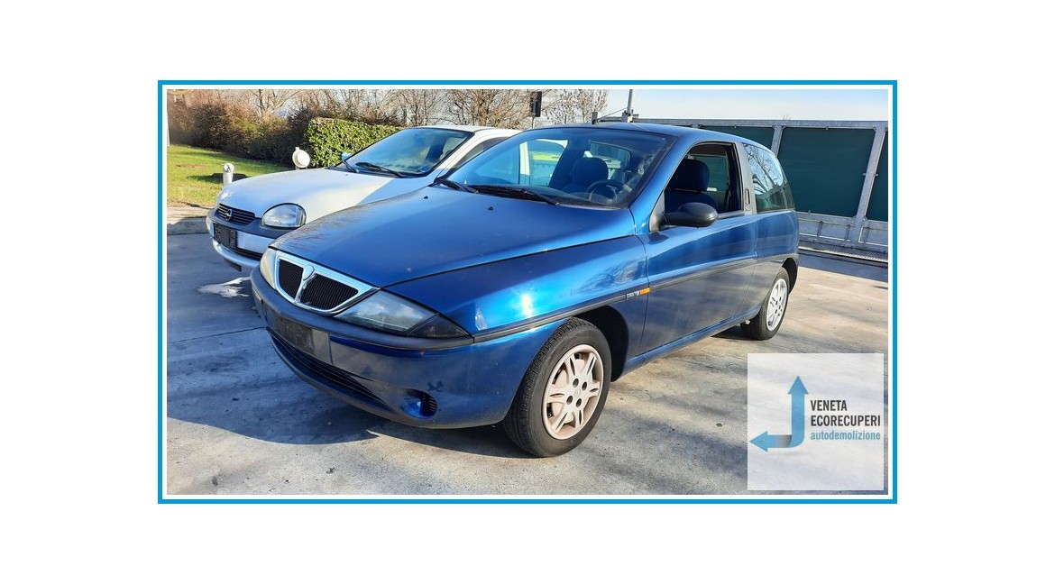 LANCIA Y  del 1998 parti usate e ricambi