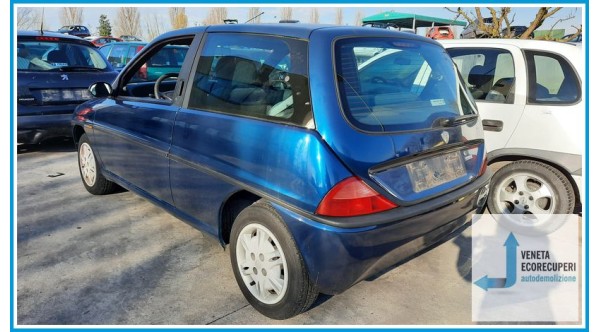 LANCIA Y  del 1998 parti usate e ricambi