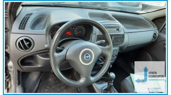 FIAT PUNTO 1N/1P del 2005 parti usate e ricambi
