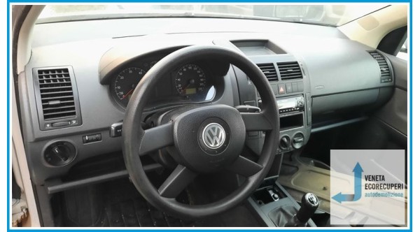 VOLKSWAGEN POLO 9N del 2003 parti usate e ricambi