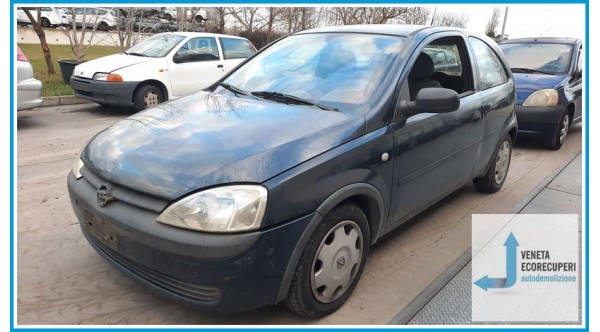 OPEL CORSA X01 del 2001 parti usate e ricambi