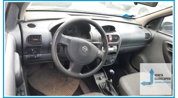 OPEL CORSA X01 del 2001 parti usate e ricambi