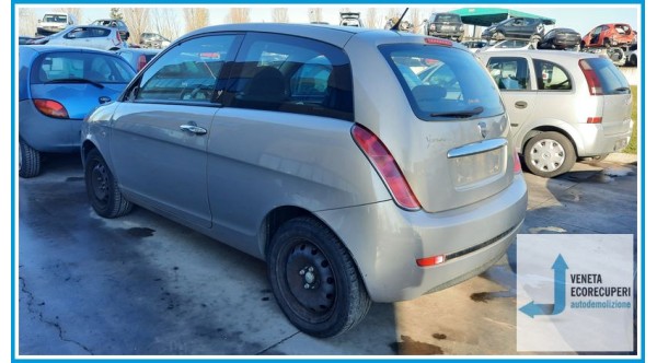 LANCIA YPSILON TE del 2007 parti usate e ricambi