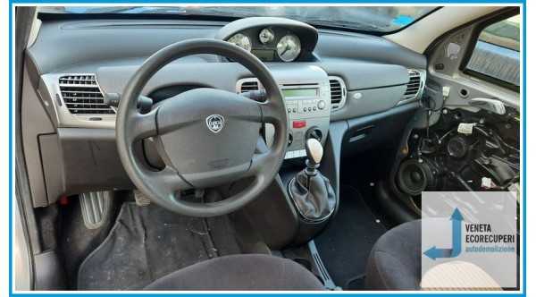 LANCIA YPSILON TE del 2007 parti usate e ricambi