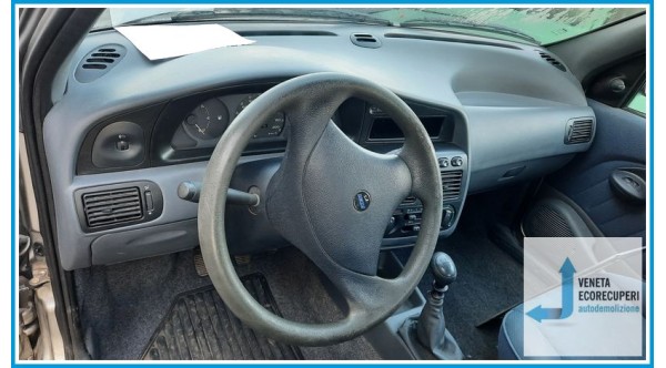 FIAT PALIO PY del 2001 parti usate e ricambi