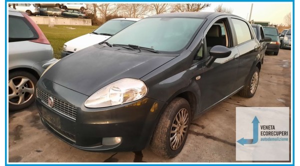 FIAT GRANDE PUNTO 4C del 2009 parti usate e ricambi