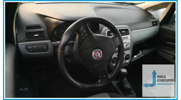 FIAT GRANDE PUNTO 4C del 2009 parti usate e ricambi