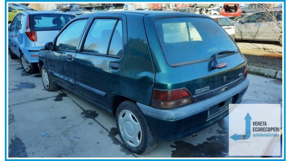 RENAULT CLIO 1a Serie  del 1996 parti usate e ricambi