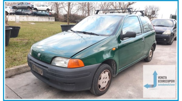FIAT PUNTO 1a Serie  del 1999 parti usate e ricambi
