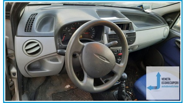FIAT PUNTO 1N/1P del 2002 parti usate e ricambi