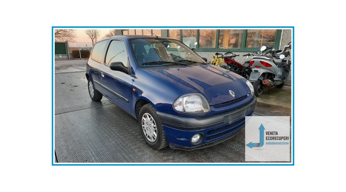RENAULT CLIO 2a Serie  del 1998 parti usate e ricambi