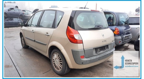 RENAULT SCENIC 2a Serie  del 2007 parti usate e ricambi