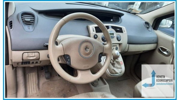 RENAULT SCENIC 2a Serie  del 2007 parti usate e ricambi