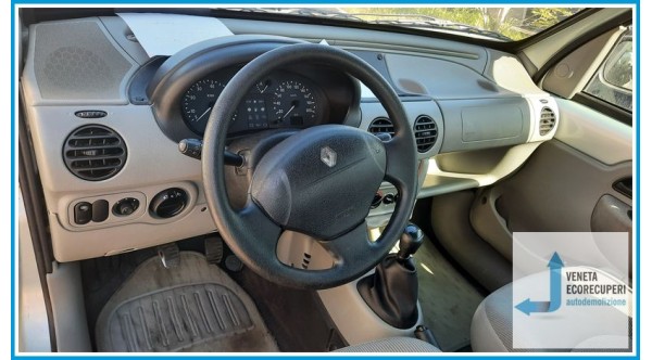 RENAULT KANGOO  del 2002 parti usate e ricambi