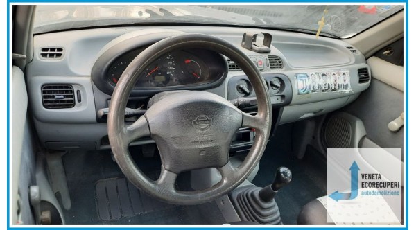 NISSAN MICRA K11E del 1999 parti usate e ricambi