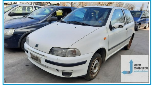 FIAT PUNTO 1a Serie  del 1998 parti usate e ricambi