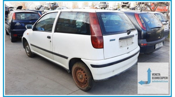 FIAT PUNTO 1a Serie  del 1998 parti usate e ricambi