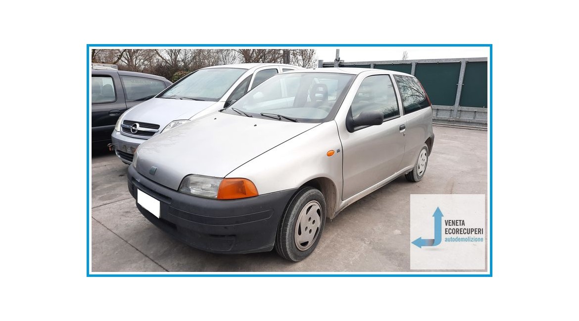 FIAT PUNTO 1a Serie  del 1994 parti usate e ricambi