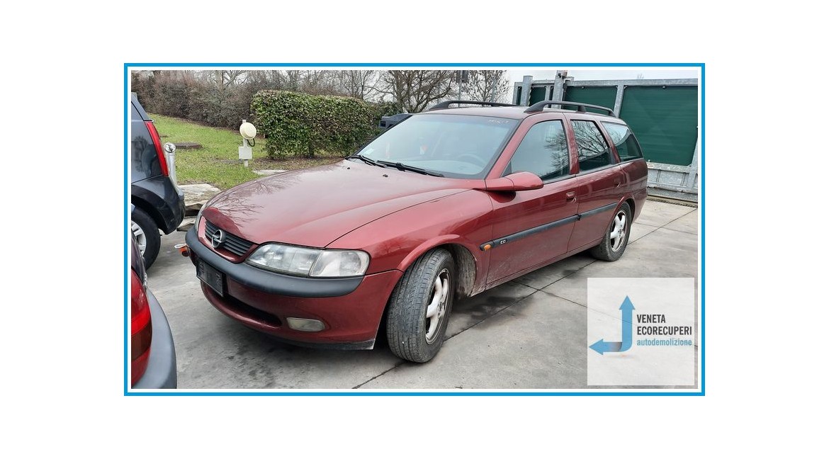 OPEL VECTRA J96 del 1998 parti usate e ricambi