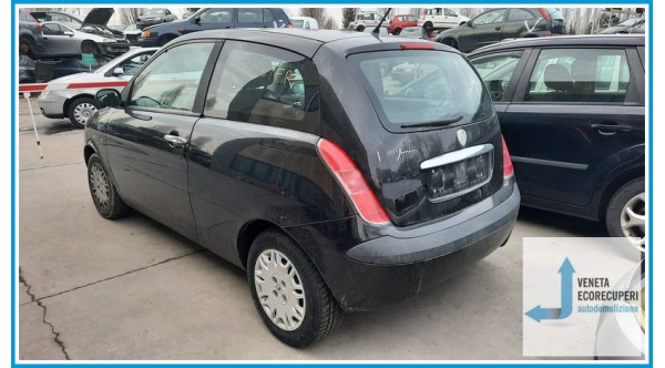 LANCIA YPSILON TE del 2006 parti usate e ricambi