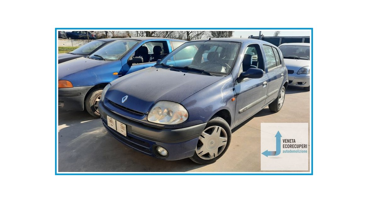 RENAULT CLIO 2a Serie  del 2000 parti usate e ricambi