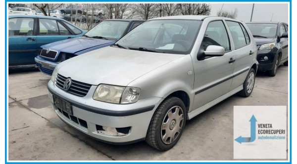 VOLKSWAGEN POLO 9N del 2001 parti usate e ricambi