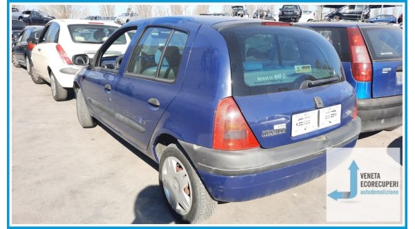 RENAULT CLIO 2a Serie  del 2000 parti usate e ricambi