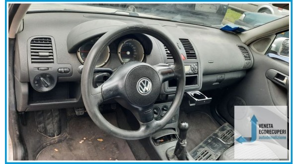 VOLKSWAGEN POLO 9N del 2001 parti usate e ricambi