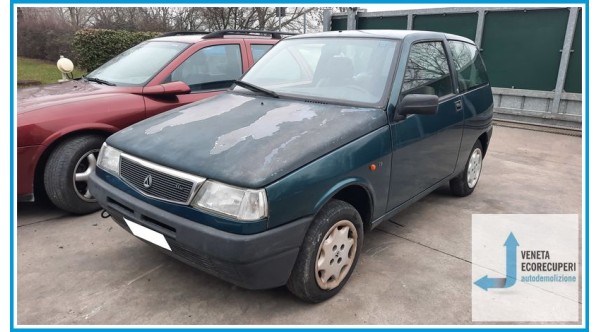 LANCIA Y 10 Autobianch del 1995 parti usate e ricambi