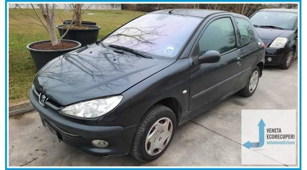 PEUGEOT 206  del 2004 parti usate e ricambi
