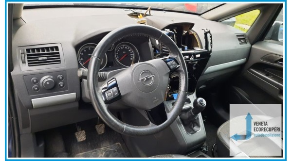 OPEL ZAFIRA A05 del 2009 parti usate e ricambi