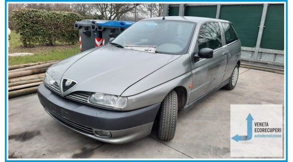 ALFA ROMEO 145  del 1996 parti usate e ricambi