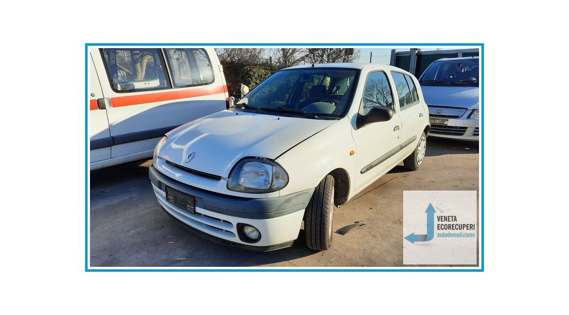 RENAULT CLIO 2a Serie  del 1998 parti usate e ricambi