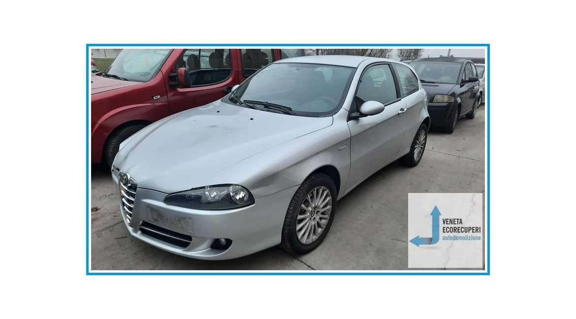 ALFA ROMEO 147 W8 del 2007 parti usate e ricambi