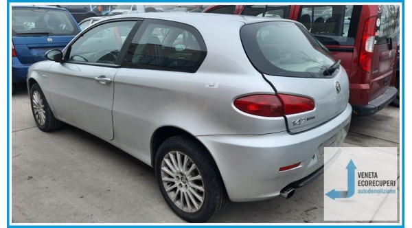 ALFA ROMEO 147 W8 del 2007 parti usate e ricambi