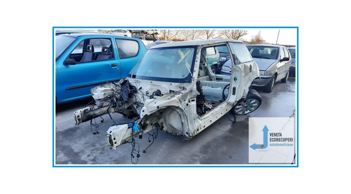 MINI MINI R50/R53 del 2005 parti usate e ricambi - Tipo Motore W11B16A