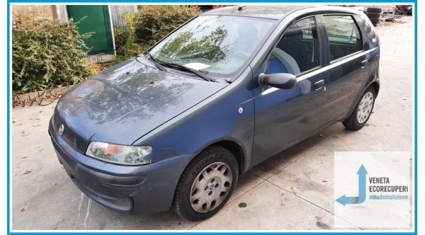 FIAT PUNTO 1N/1P del 2002 parti usate e ricambi - Tipo Motore 188A4000