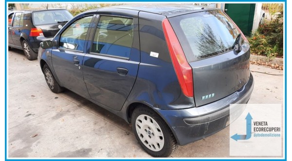 FIAT PUNTO 1N/1P del 2002 parti usate e ricambi - Tipo Motore 188A4000