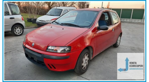 FIAT PUNTO 1N/1P del 2001 parti usate e ricambi - Tipo Motore 188A4000