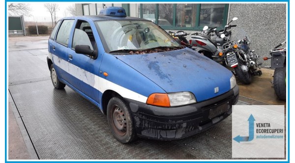 FIAT PUNTO 1a Serie  del 1994 parti usate e ricambi - Tipo Motore 176A7000