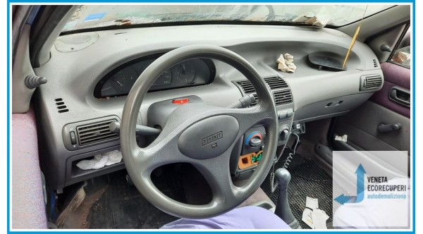 FIAT PUNTO 1a Serie  del 1994 parti usate e ricambi - Tipo Motore 176A7000