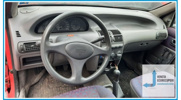 FIAT PUNTO 1a Serie  del 1997 parti usate e ricambi - Tipo Motore 176B3000