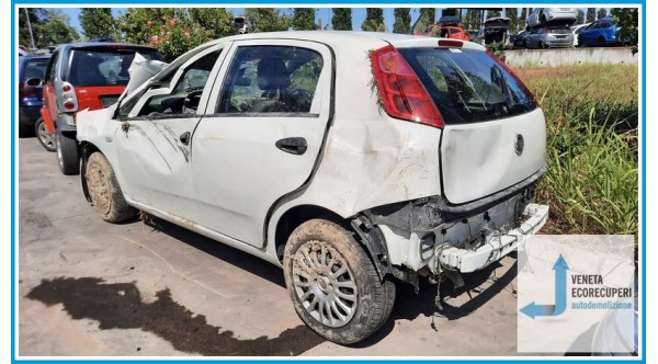FIAT PUNTO 6W del 2018 parti usate e ricambi - Tipo Motore 169A4000