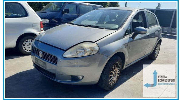FIAT GRANDE PUNTO 3X del 2009 parti usate e ricambi - Tipo Motore 350A1000