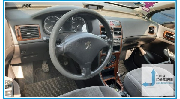 PEUGEOT 307  del 2003 parti usate e ricambi - Tipo Motore RHY