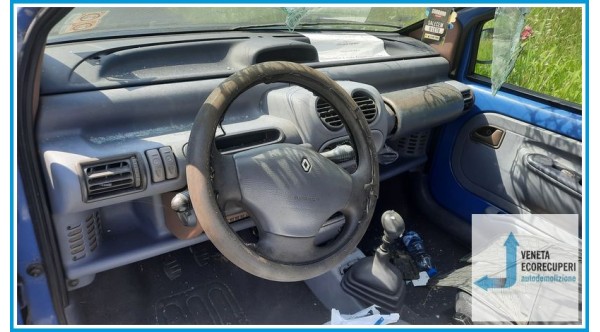 RENAULT TWINGO 1a Serie  del 2000 parti usate e ricambi - Tipo Motore D7FB7