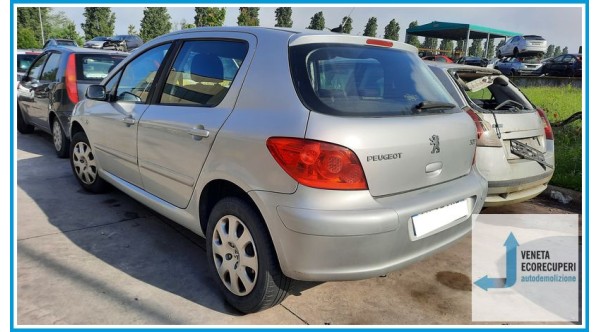 PEUGEOT 307  del 2005 parti usate e ricambi - Tipo Motore KFU