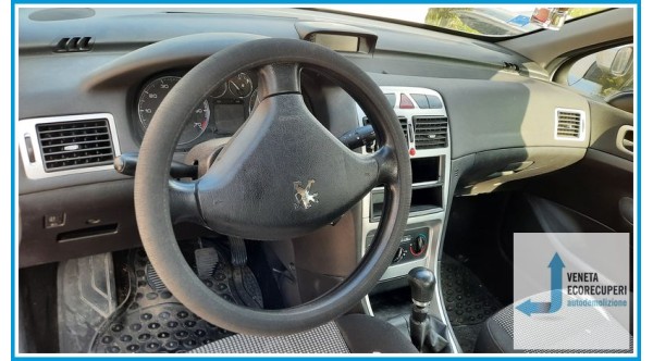 PEUGEOT 307  del 2005 parti usate e ricambi - Tipo Motore KFU